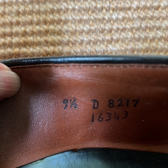 Allen Edmonds Grayson Black Tassel Loafer 9.5 - Picture 10 of 11